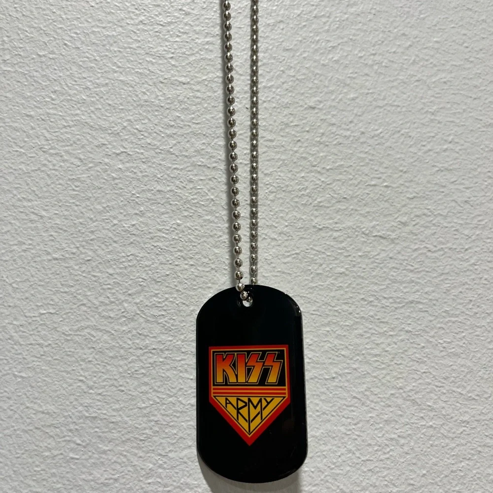 New no bag KISS Army Necklace Dog Tag‎ Pendant Black Vintage Kiss Memorabi
